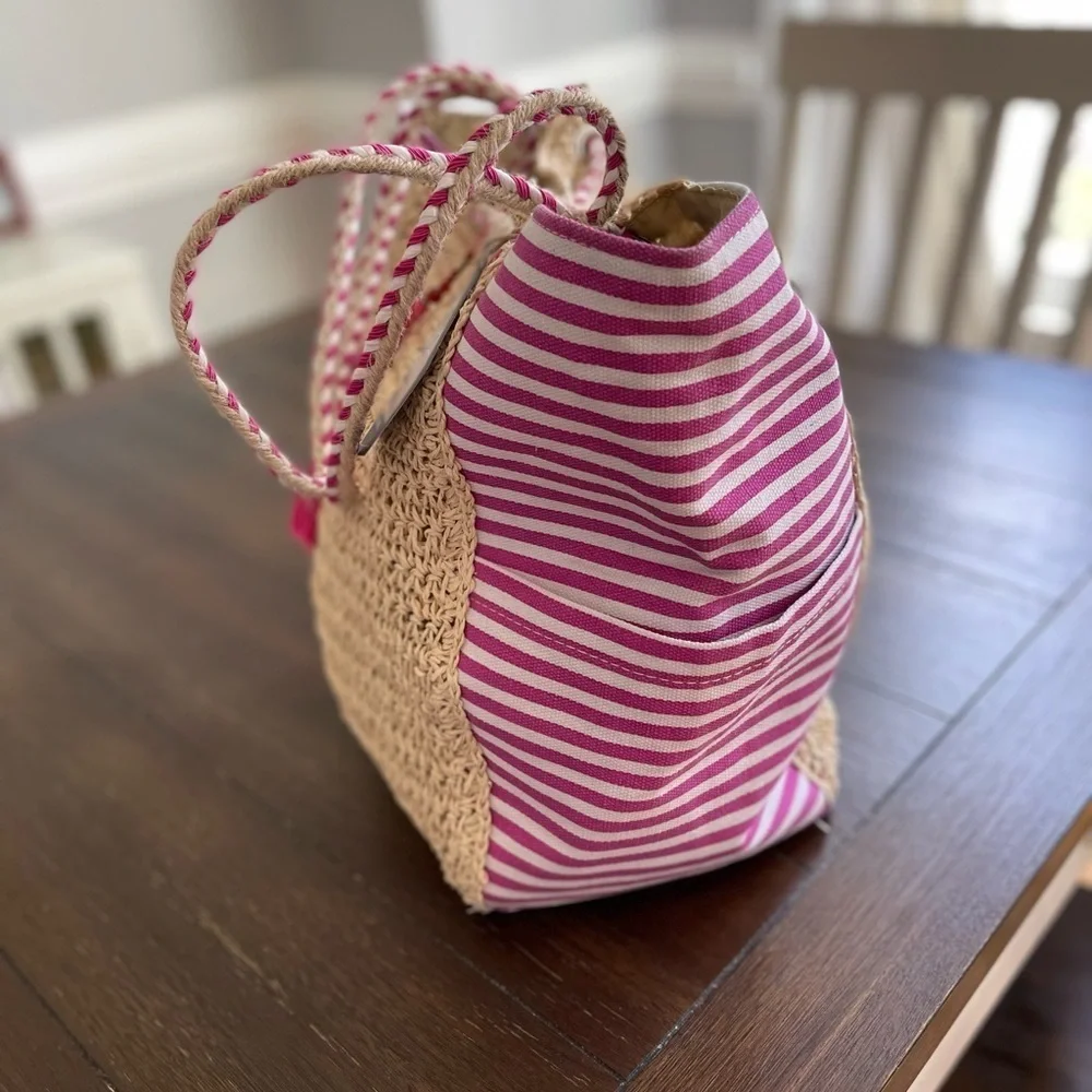 Suns N sand tote bag